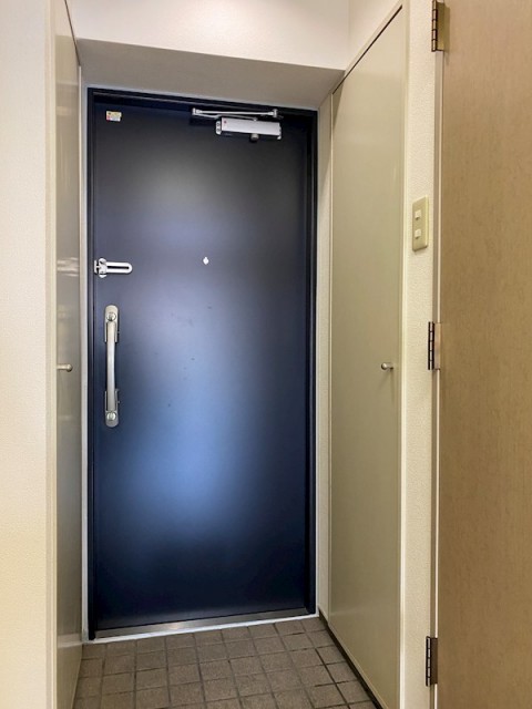 (玄関)