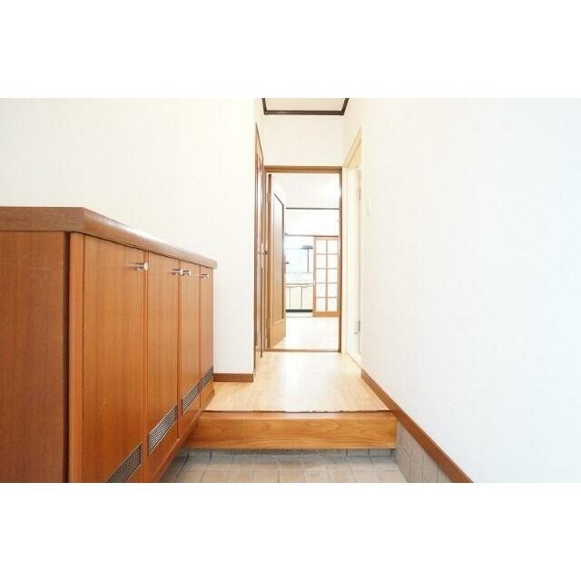 (玄関)