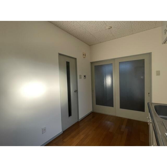 同物件の別号室の写真です。