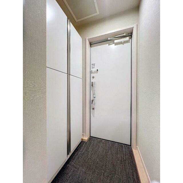 (玄関)