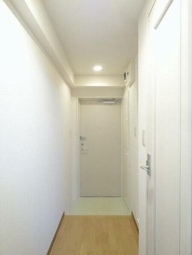 ※同仕様写真含む(玄関)