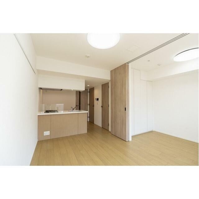 (居間)