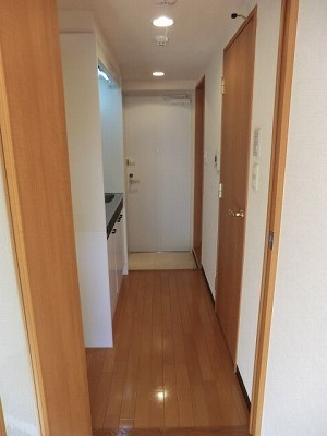 (玄関)
