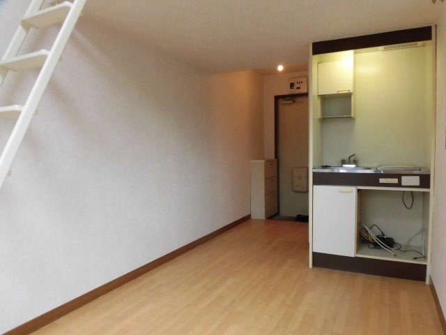 (居間)