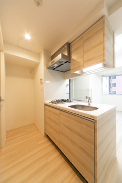 ※写真は同タイプ住戸です。(キッチン)