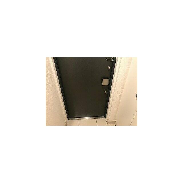 ※同仕様写真含む(玄関)