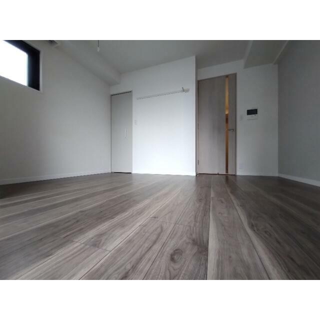 (居間)