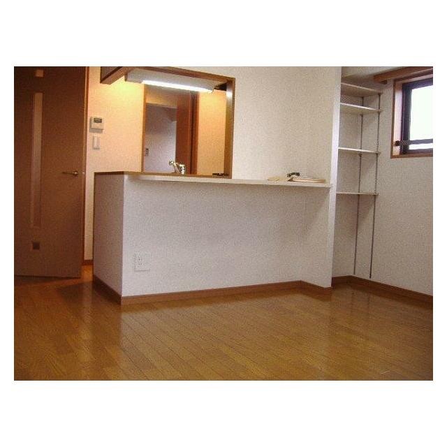 (居間)