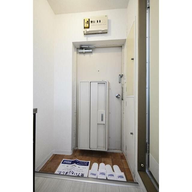 (玄関)