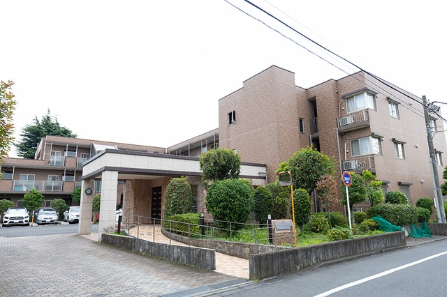 世田谷区中町1丁目 【賃貸居住】マンション
