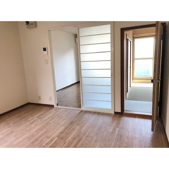 (居間)