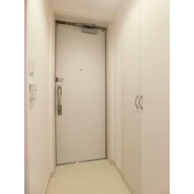 (玄関)