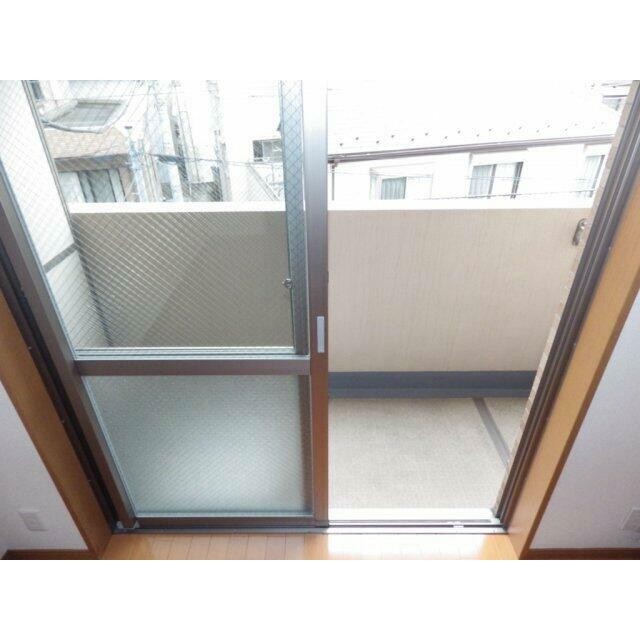※写真は313号室です。