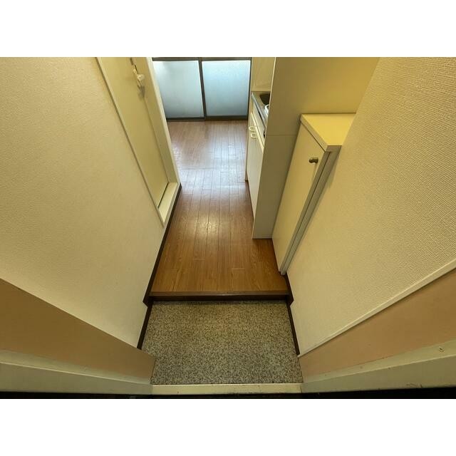 ※同仕様写真含む(玄関)