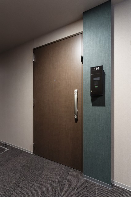 ※写真は同タイプ住戸です。(玄関)
