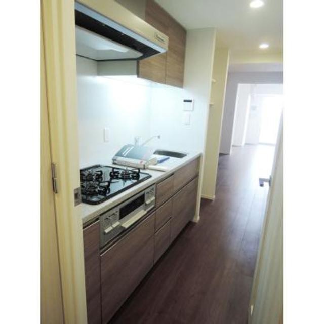※写真は同タイプ住戸です。(キッチン)