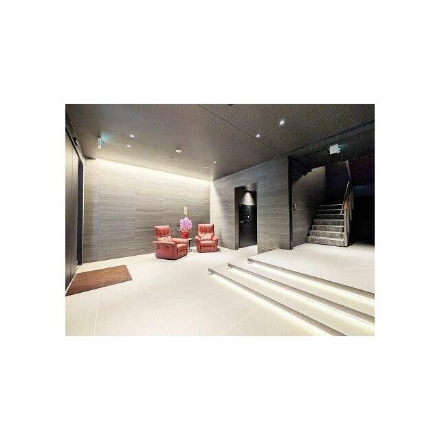 【積水ハウス施工重量鉄骨造3階建シャーメゾン】～共用エントランス～16