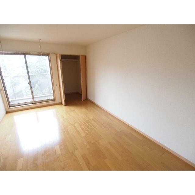 (居間)