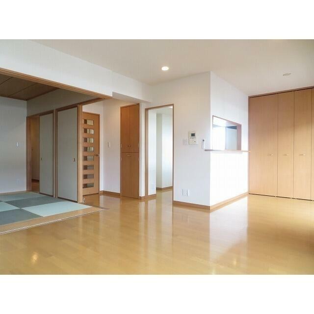(居間)