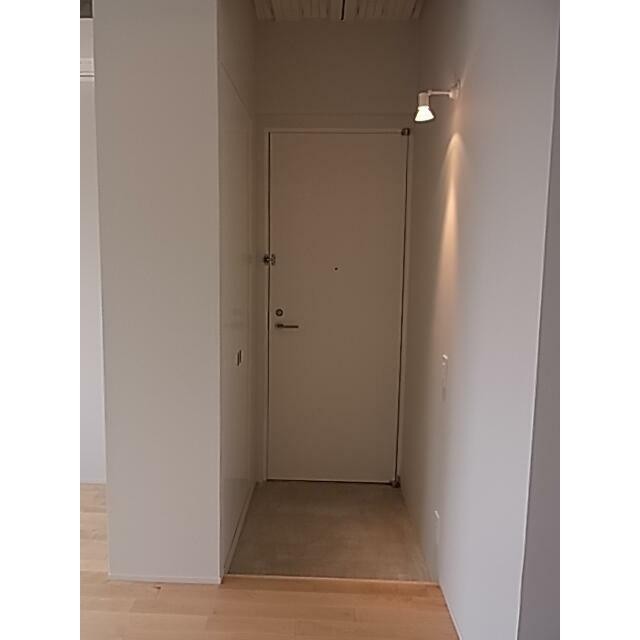 (玄関)