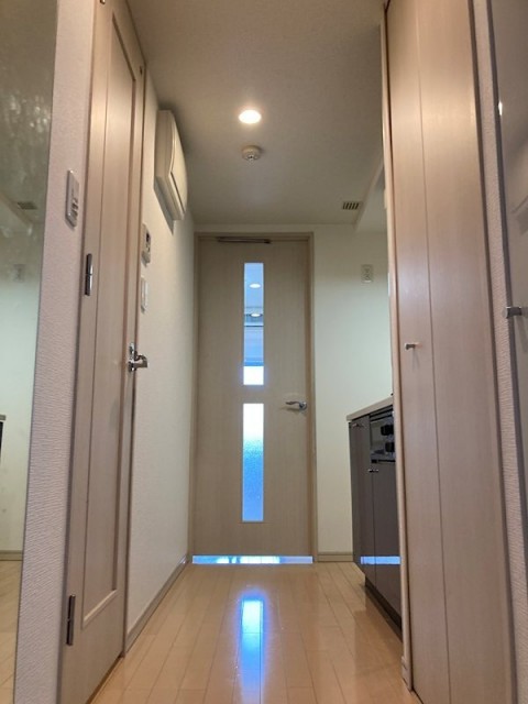 (玄関)