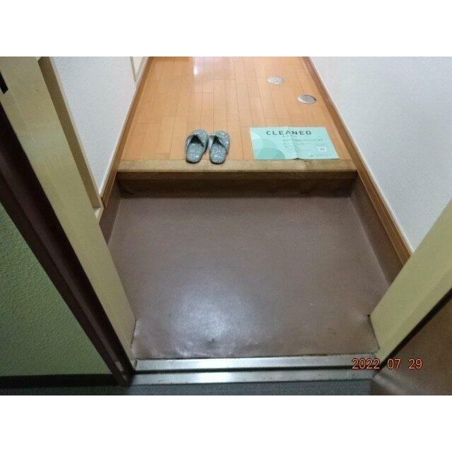 (玄関)