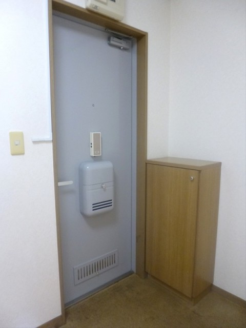 (玄関)