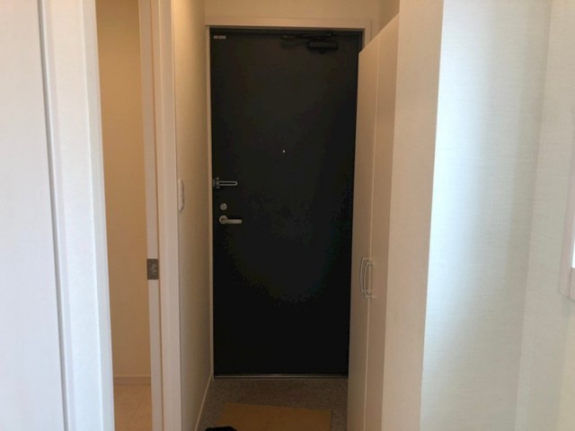 (玄関)