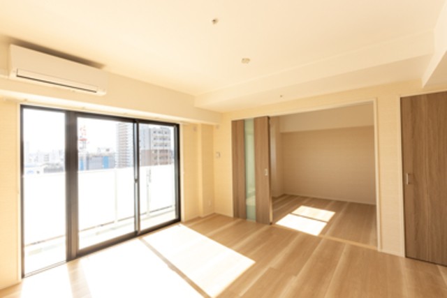 ※写真は同タイプ住戸です。(居間)
