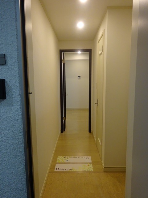 (玄関)