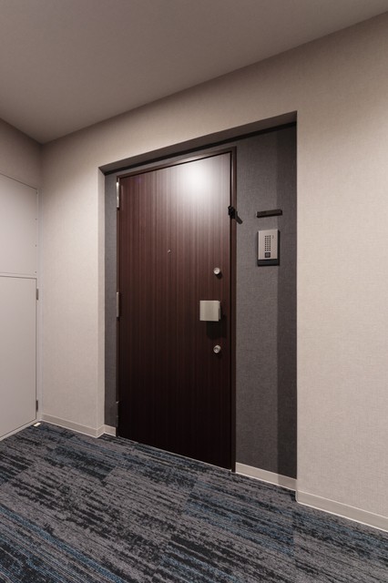 ※写真は同タイプ住戸です。(玄関)