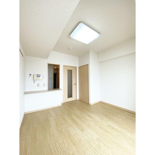 (居間)