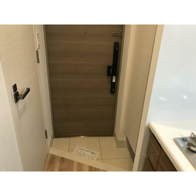 ※同仕様写真含む(玄関)