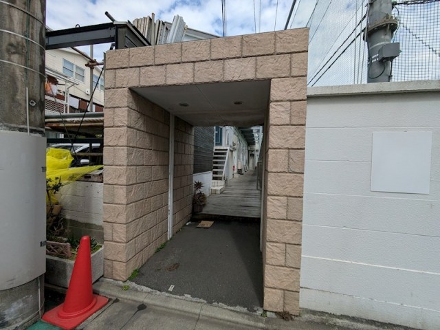 (玄関)