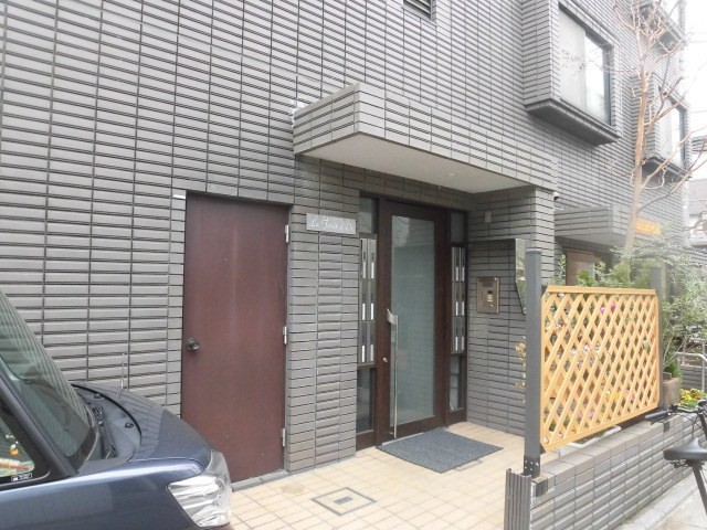 (居間)