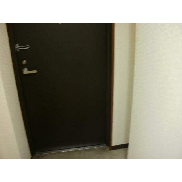 ※別部屋参考写真です。(玄関)