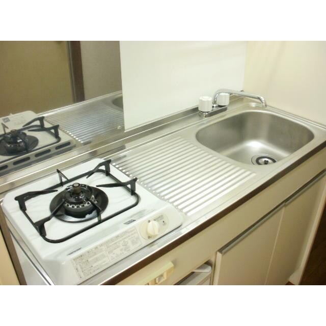 ※別部屋参考写真です。(キッチン)