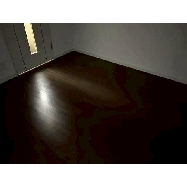 (居間)