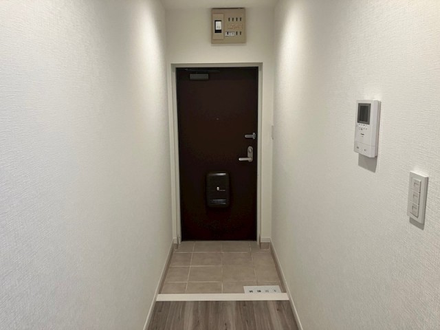 (玄関)