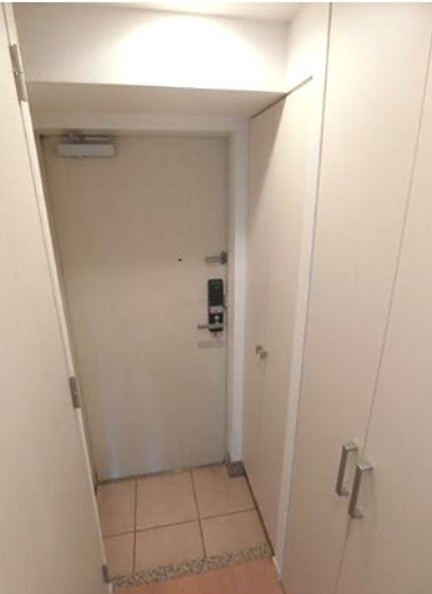 ※同仕様写真(玄関)