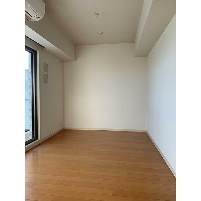 (居間)