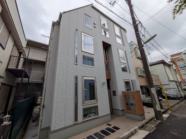 世田谷区三軒茶屋1丁目 【賃貸居住】アパート