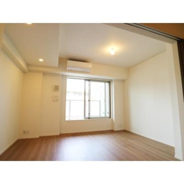 ※写真は同タイプ住戸です。(居間)
