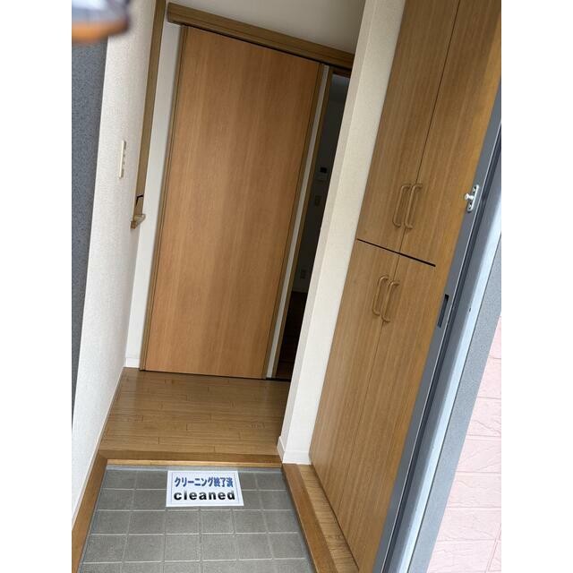 (玄関)