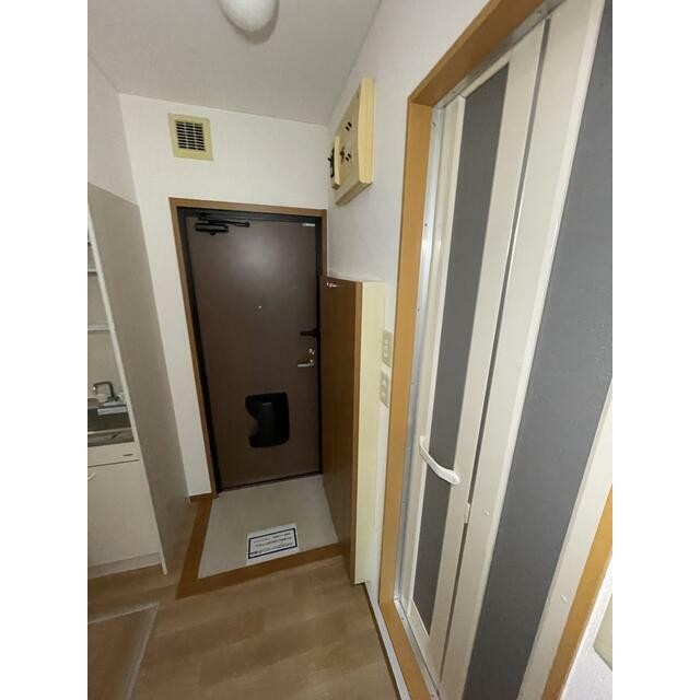 (玄関)