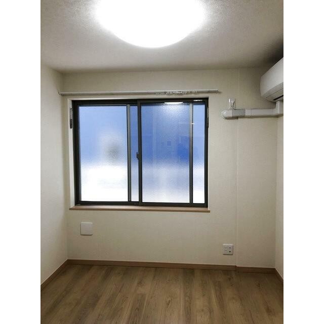 (居間)