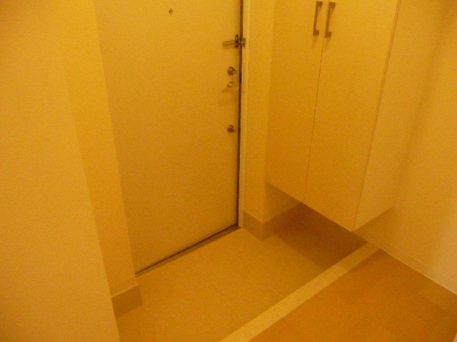 (玄関)