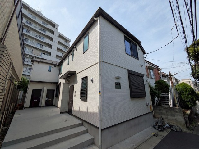 目黒区中目黒3丁目 【賃貸居住】アパート