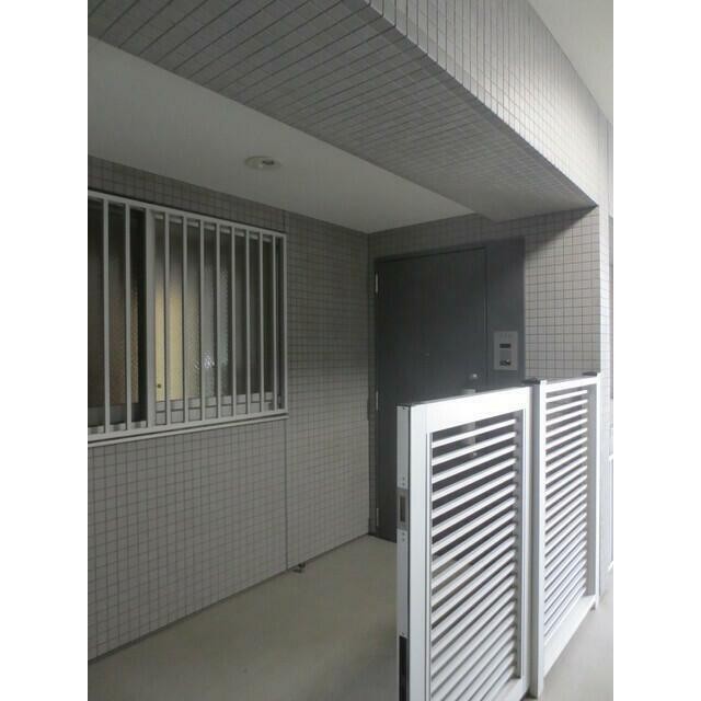 (玄関)