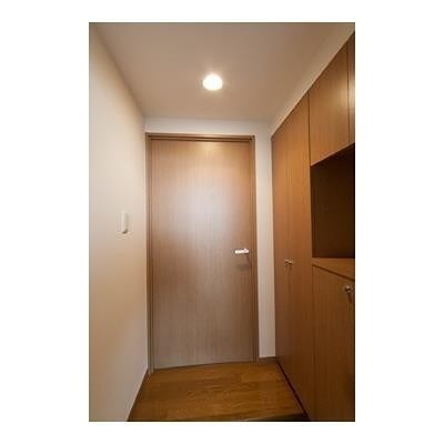 ※同仕様写真(玄関)